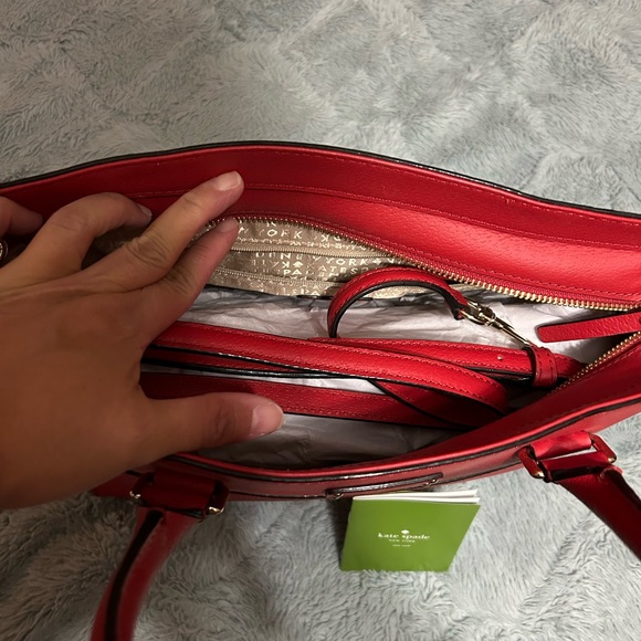 Brand New Kate Spade Grove Street Lana Satchel in Red - Picture 4 of 5